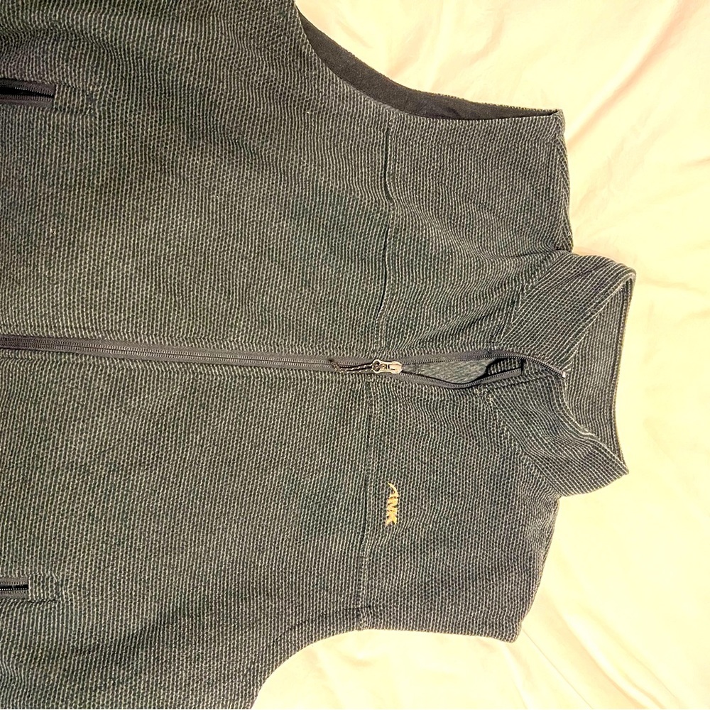 Mountain khaki vest